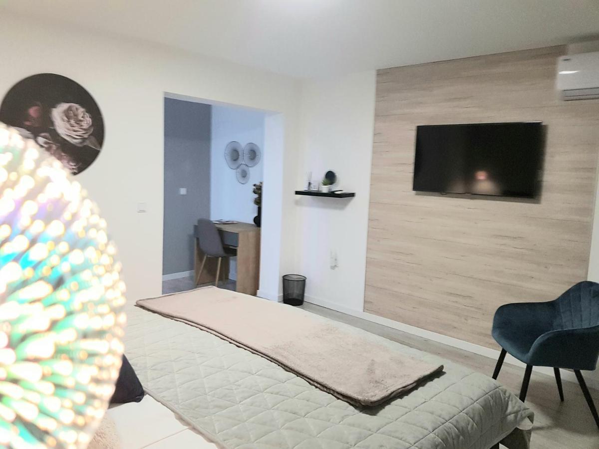 Rooms Vanteo Korenica Exterior foto